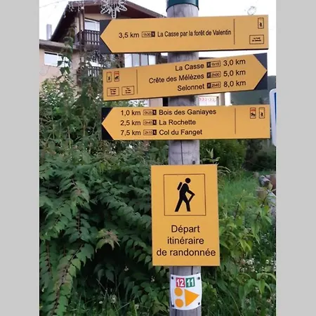 Apartment Studette Dans Station De Ski Aux Pieds Des Pistes